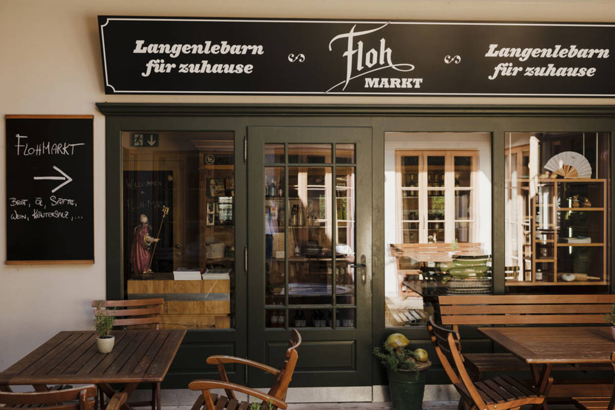 Wirtshaus mit regionalem Flohmarkt