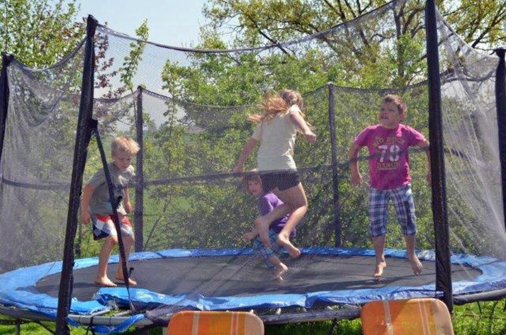 kerndlerhof_trampolin