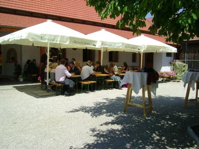 Im schönen Innenhof warme Sommerabende genießen.