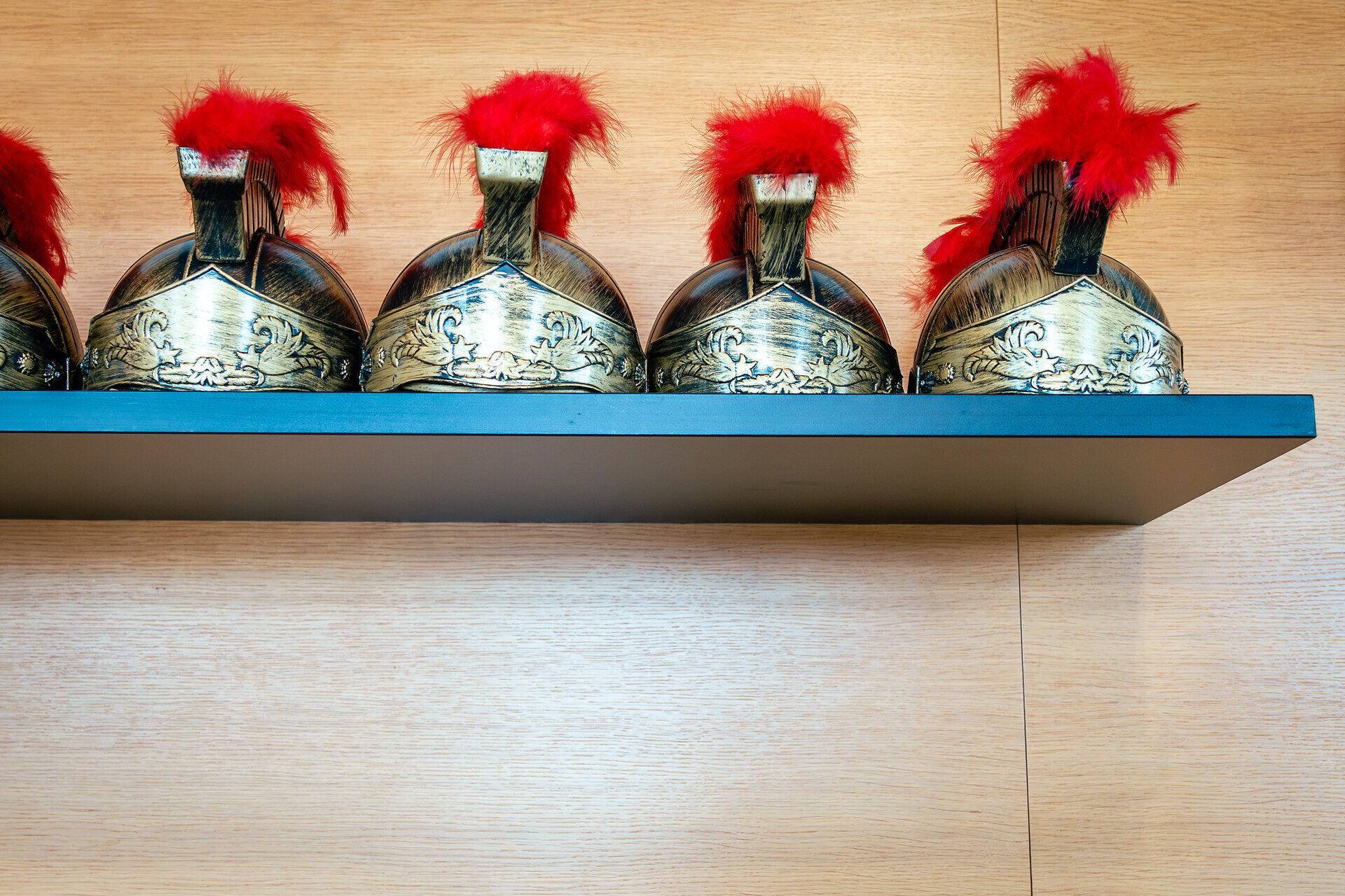 Römische Helme für Kinder im Shop der Römerstadt Carnuntum.