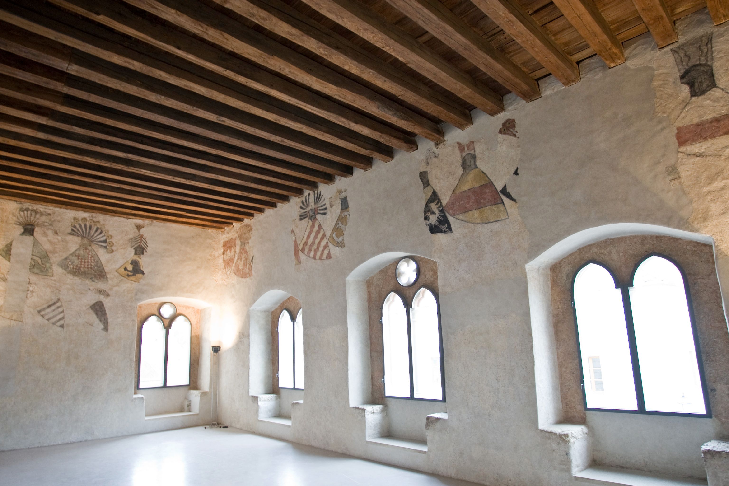Wappensaal in der Gozzoburg