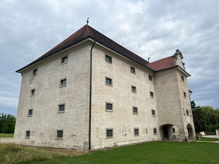 Schüttkasten Gut-Petronell