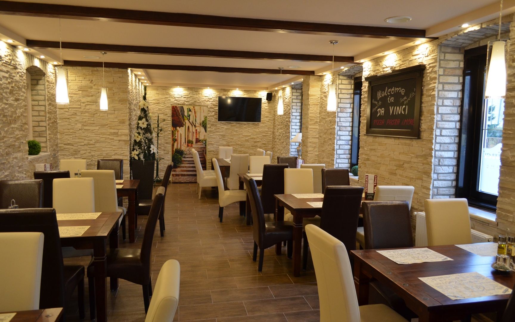 Pizzeria Da Vinci - Gastraum des Lokals