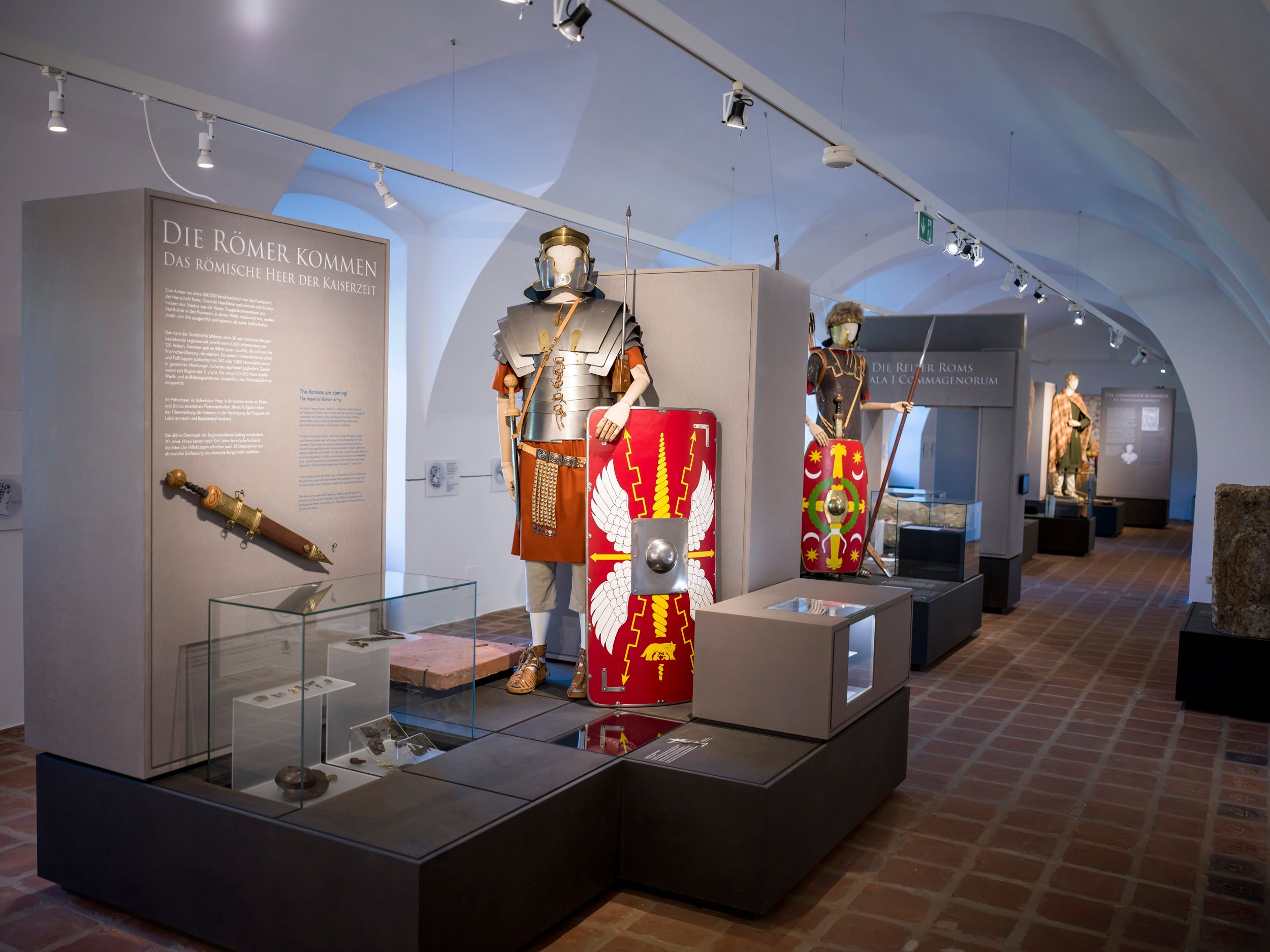 Raum mit Rüstungen im Stadtmuseum Tulln 