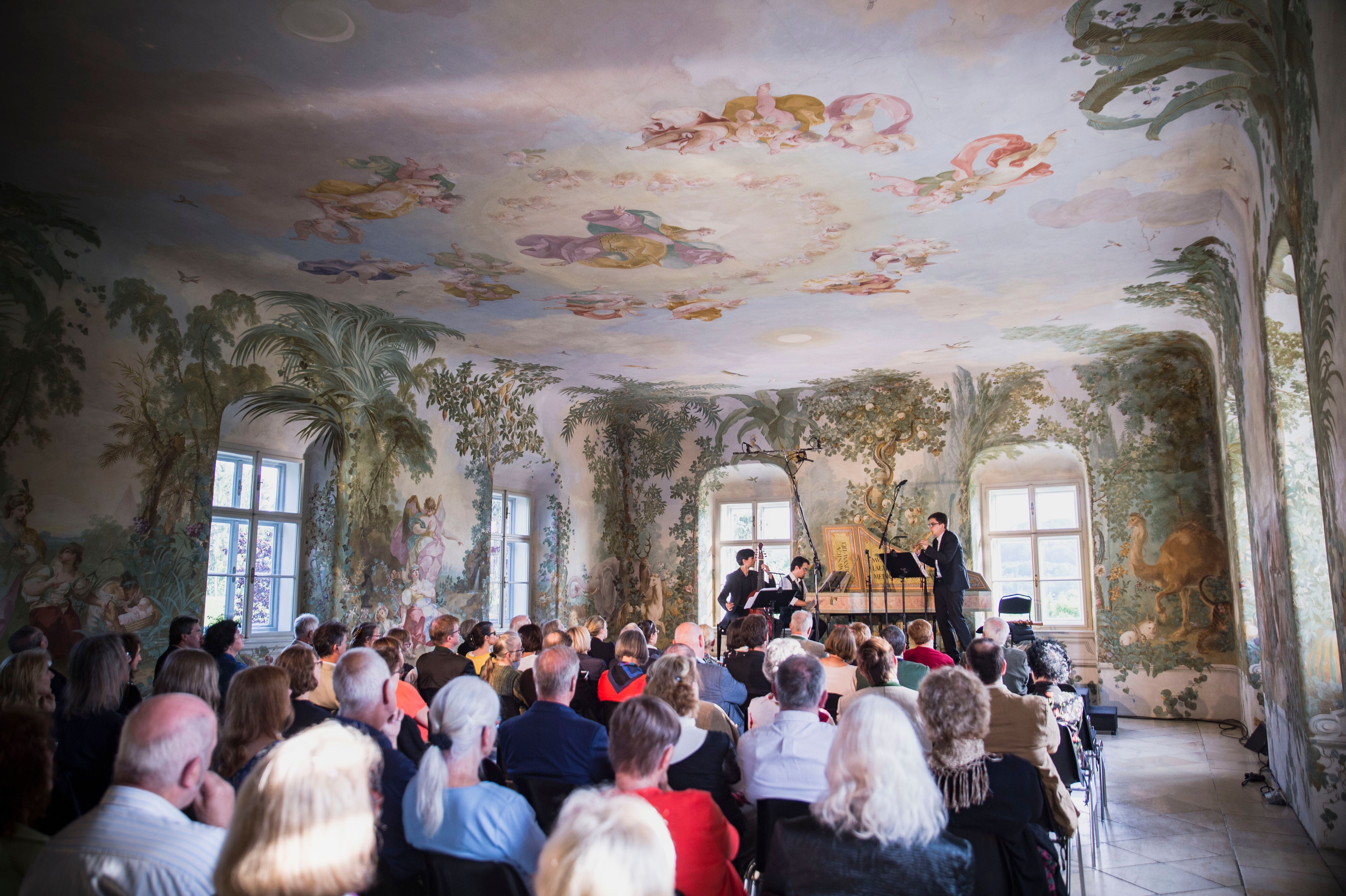 gefüllter Konzertsaal im Stift Melk