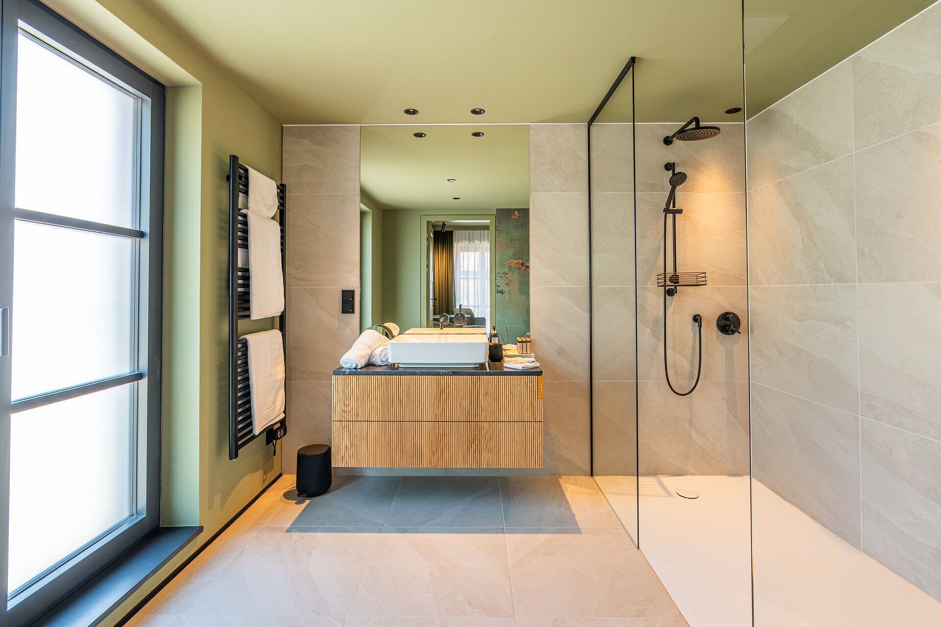 Großzügiges Badezimmer Gutshof Hotel