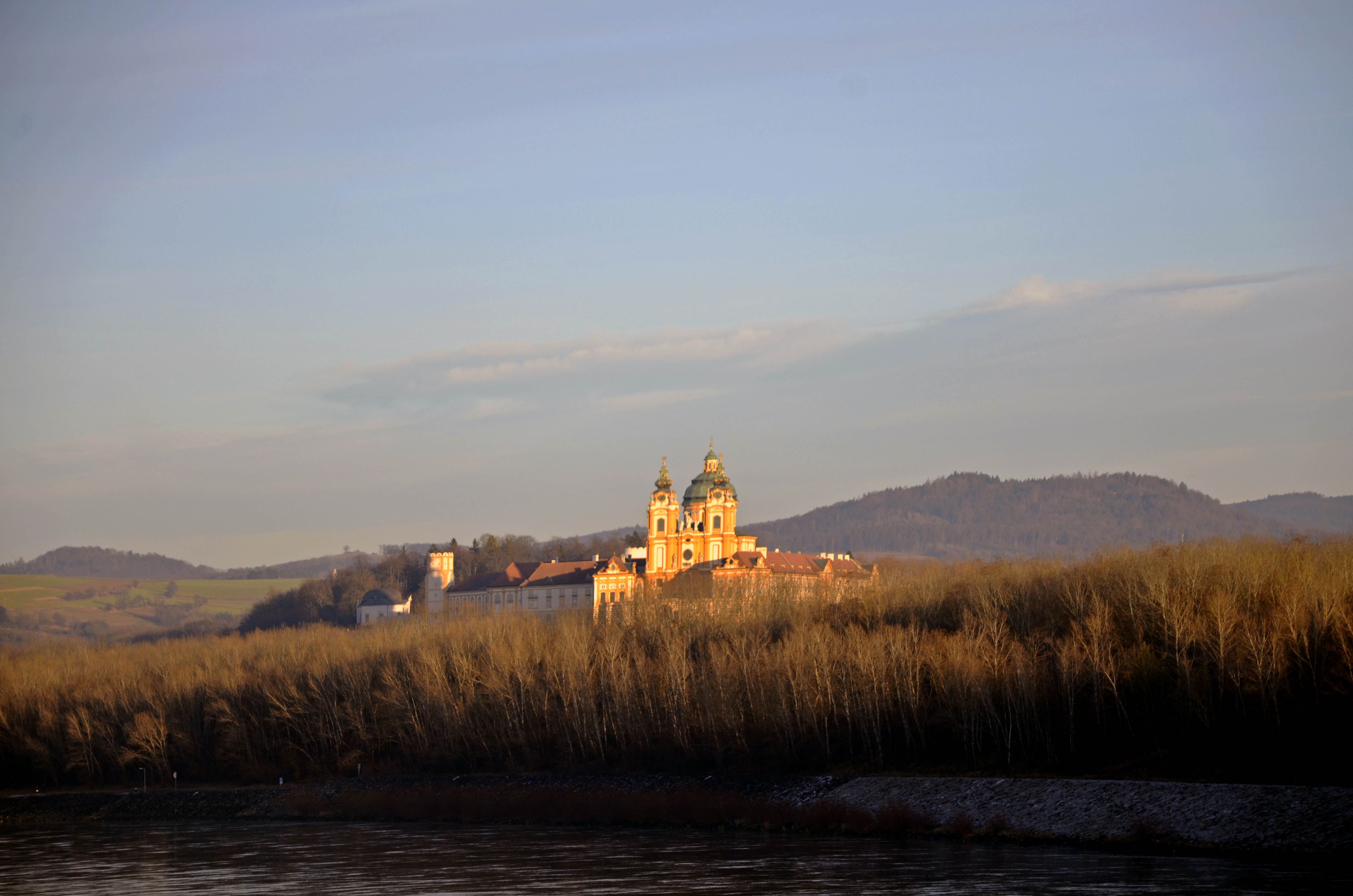 Stift Melk gegenüber von Emmersdorf