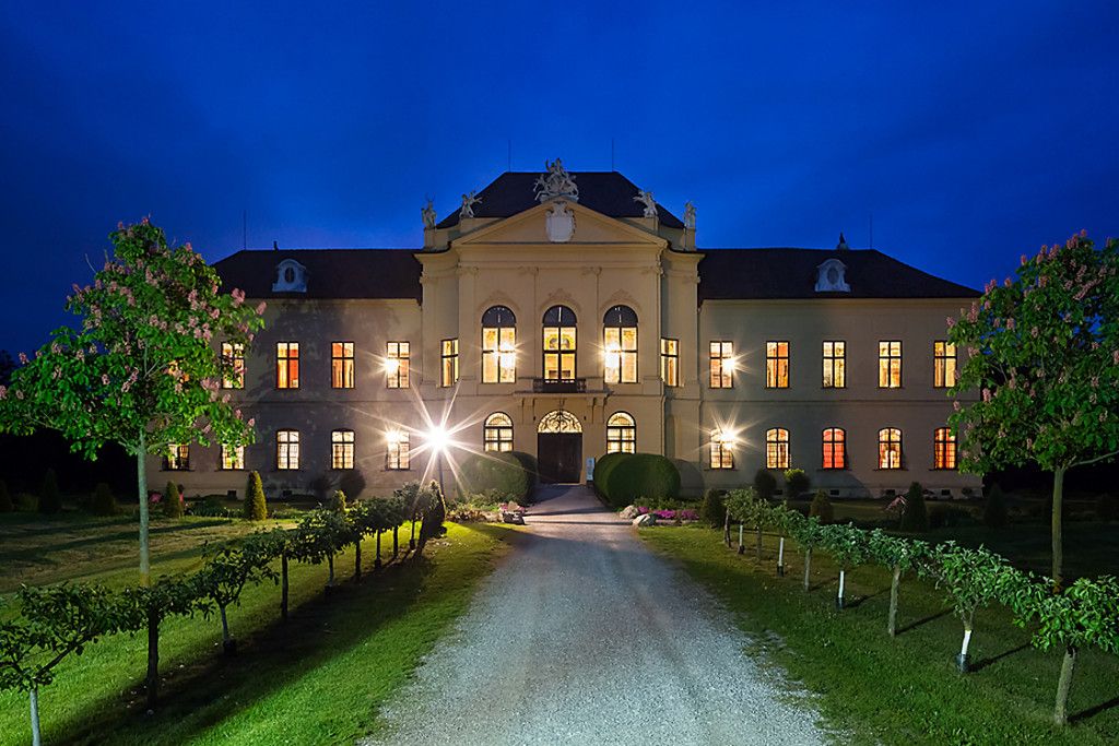 SCHLOSS ECKARTSAU