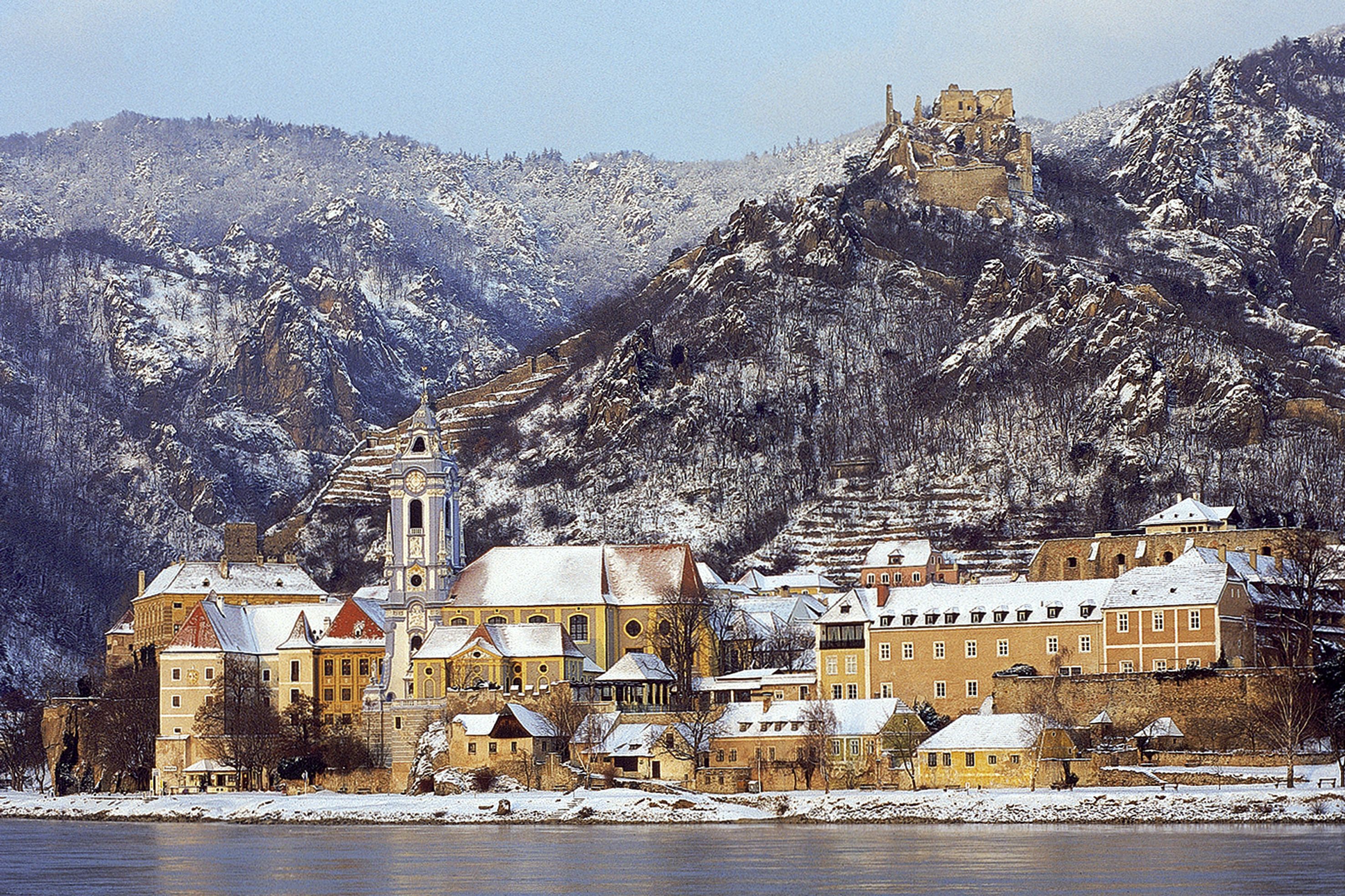 duernstein_winter-uneingeschränktes Nutzungsrecht-c-Gregor-Semrad