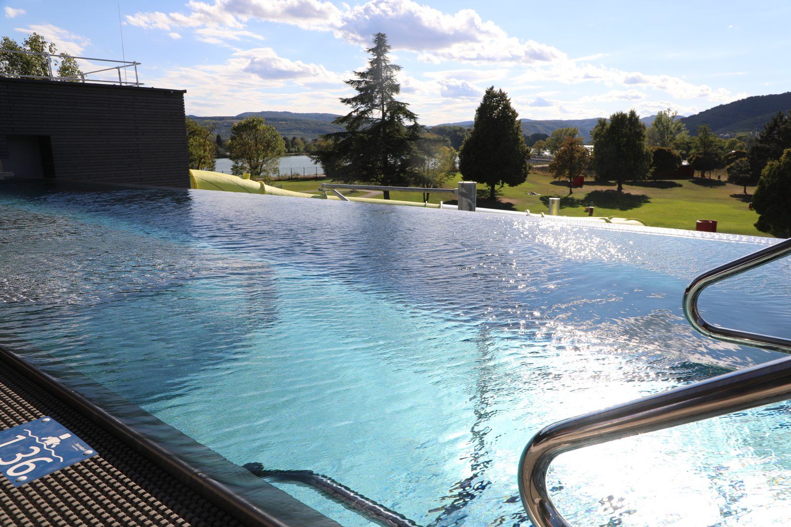 Mirador swim.spa.relax in Krems