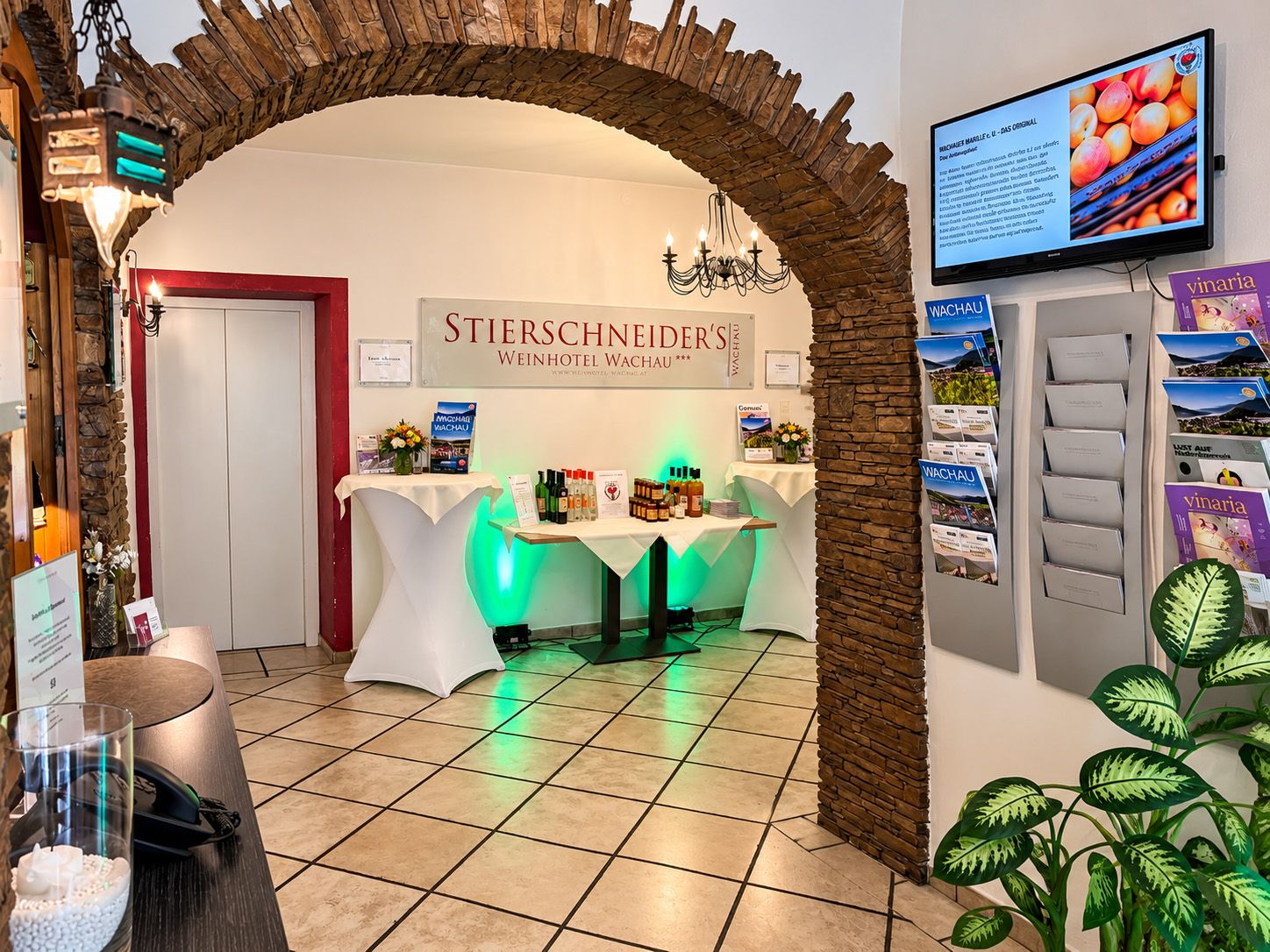 lobby_weinhotelwachau_ansicht_2
