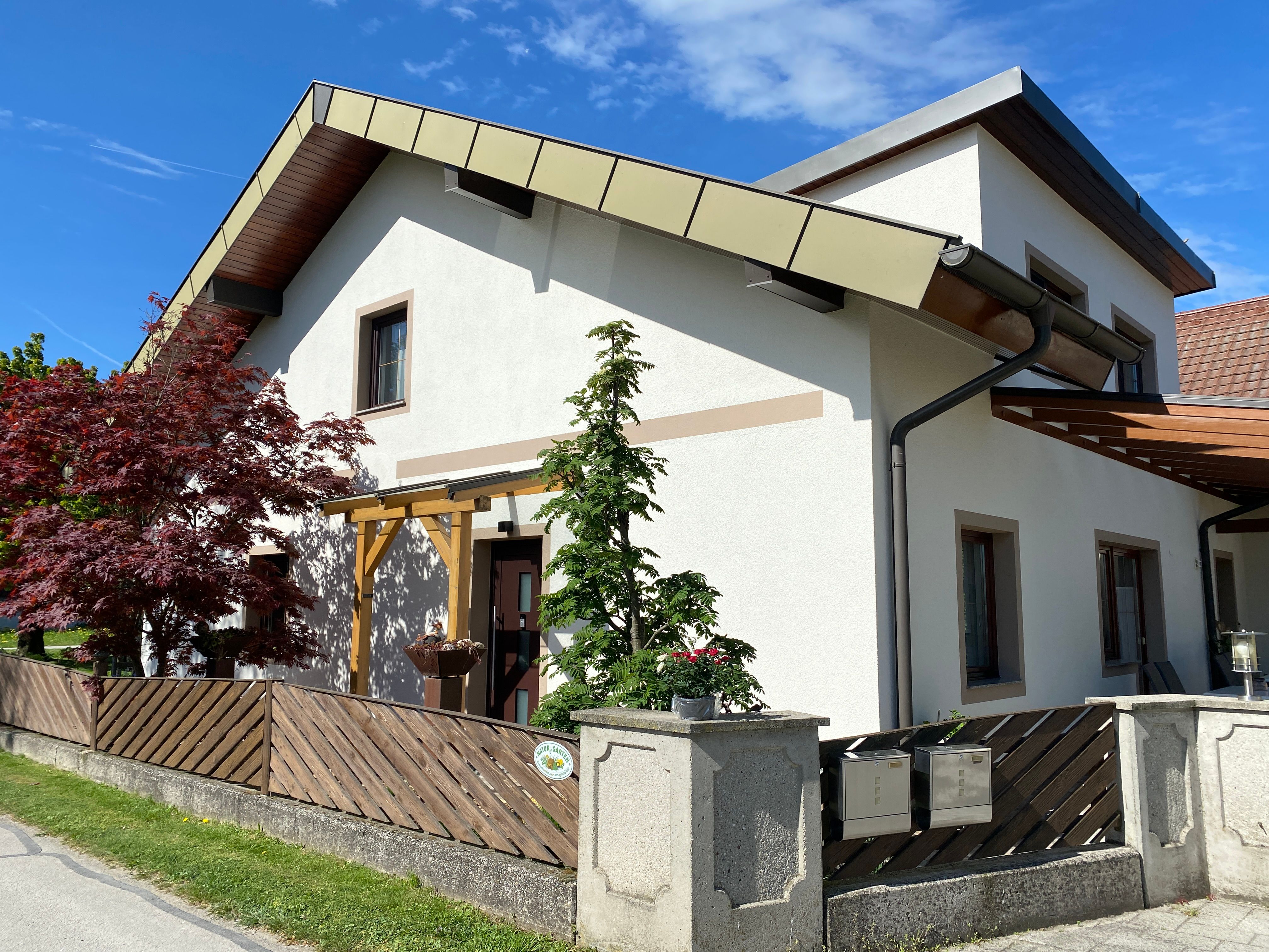 Guest entrance to Zimmer & Ferienwohnungen Leeb in Persenbeug-Gottsdorf