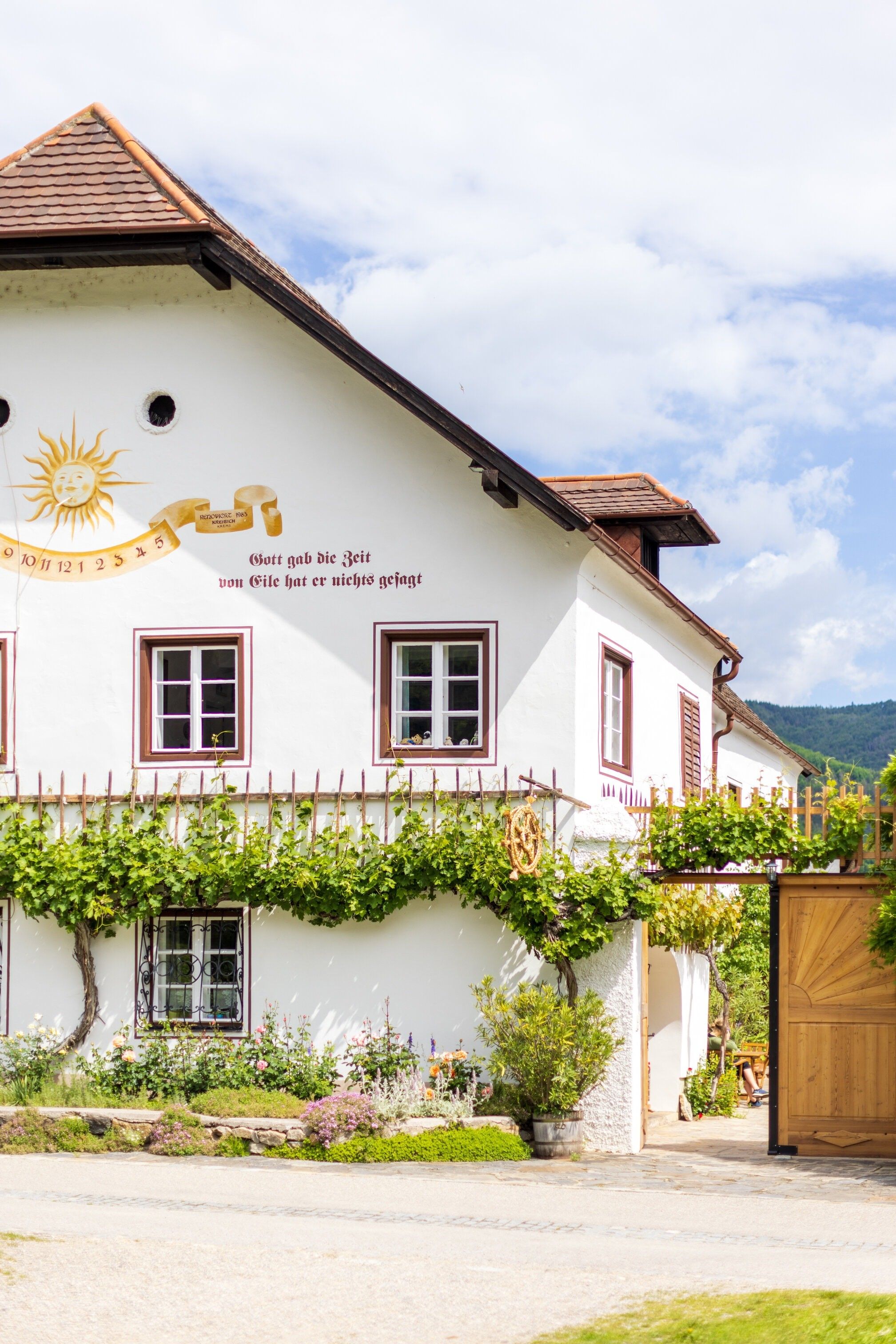 Hausansicht Heuriger Brustbauer